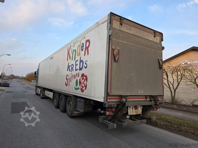 Chladírenský návěs KRONE Tiefkühler, Carrier Vector 1550, 2 x Liftachse