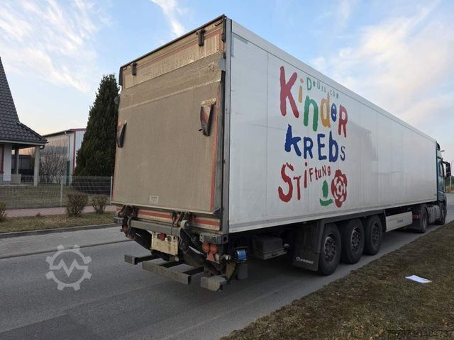 Chladírenský návěs KRONE Tiefkühler, Carrier Vector 1550, 2 x Liftachse