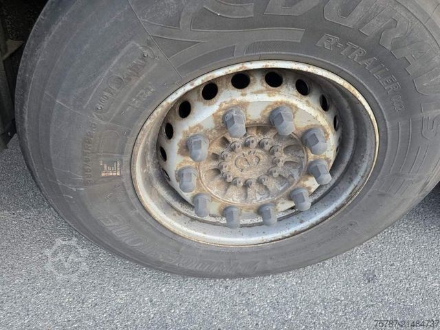 Chladírenský návěs KRONE Tiefkühler, Carrier Vector 1550, 2 x Liftachse