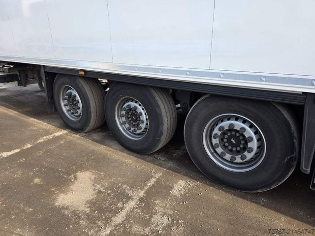Chladírenský návěs SCHMITZ CARGOBULL Tiefkühler, Doppelstock, Diesel/ Strom
