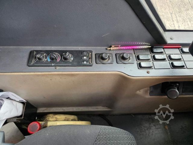 Kloubový autobus MERCEDES-BENZ Citaro O530 Gelenkbus, 53+109+1, LAWO