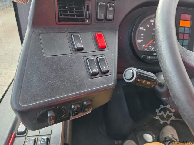 Kloubový autobus MERCEDES-BENZ Citaro O530 Gelenkbus, 53+109+1, LAWO