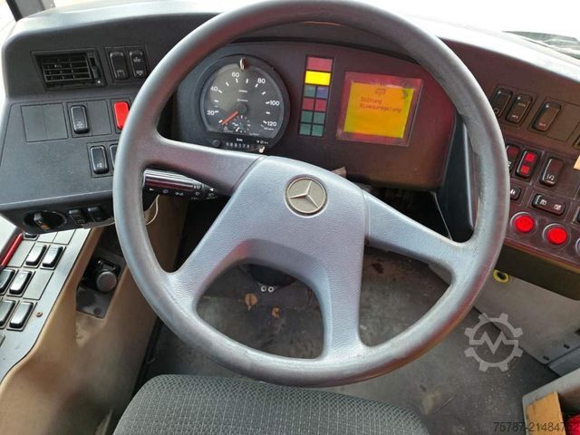 Kloubový autobus MERCEDES-BENZ Citaro O530 Gelenkbus, 53+109+1, LAWO