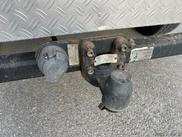 Pick-up skåpbil MERCEDES-BENZ Sprinter 312 D Pritsche* 5Zylinder*AHK*wenig km*