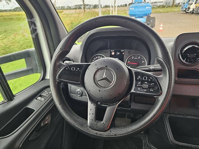 βαλίτσα MERCEDES-BENZ SPRINTER 516 trekhaak 3500kg EUR6