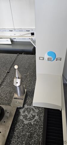 Máquina de medição de coordenadas Hexagon DEA Pioneer