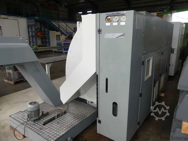 CNC esztergáló-fúró központ Gildemeister CTX-400 S2