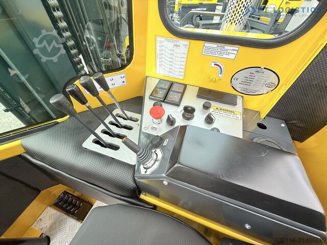 Dört yollu forklift Combilift C5000 DIESEL TRIPLEX 7600 FREE-LIFT