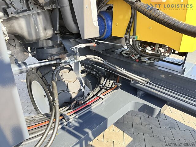 Dört yollu forklift Combilift C5000XL GAS TRIPLEX 6000 EXTENDABLE FORK