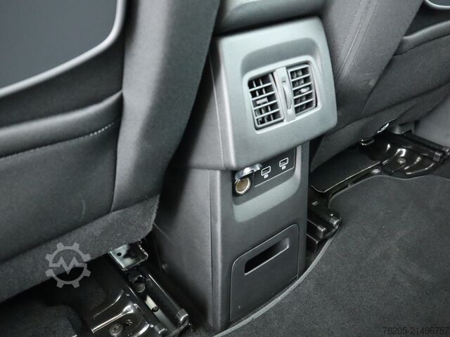 Minibus Mercedes-Benz eCitan Tourer PRO Lang AHK AUT DynLicht Kam. LED