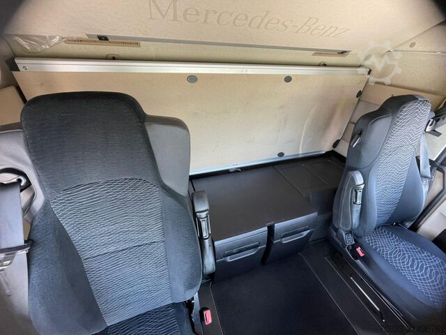 Standaard trekker Mercedes-Benz Actros 1848 LS STH Luft AUT Navi AHK SpurH ACC