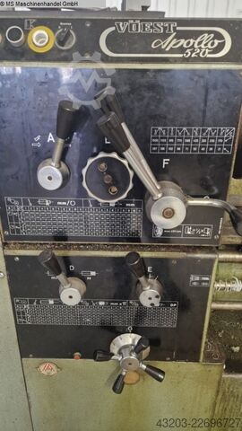 Center draaibank en doorvoerspindeldraaibank VOEST-ALPINE Apollo 520