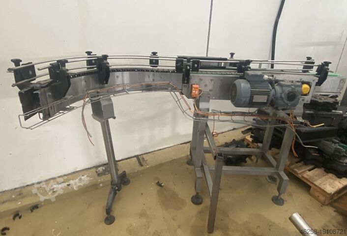 1 Mnogo transportera za flaše  