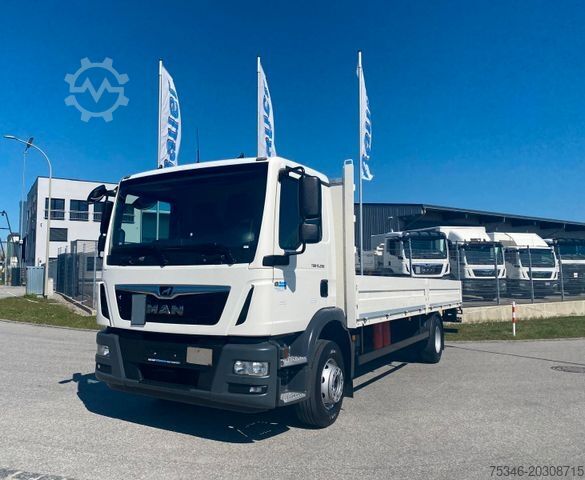Camião de plataforma MAN TGM 15.290 /BL/Pritsche 7,25m/AHK/Nur 29 tkm