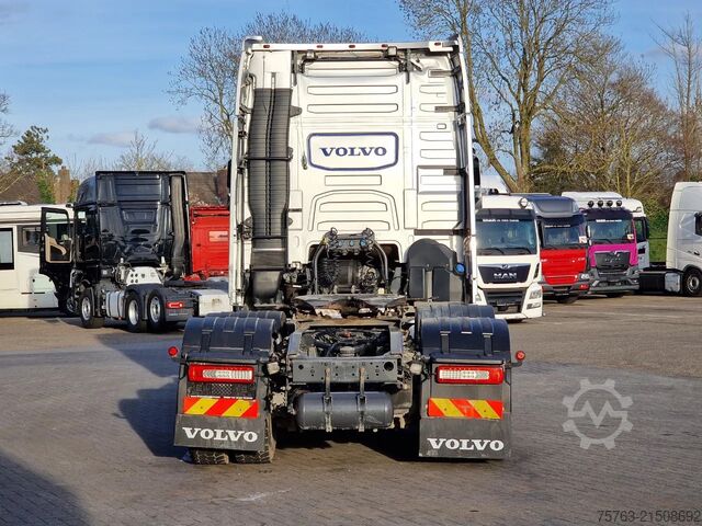 Standaard-SZM Volvo FH 500 - 6x4 - hydrauliek - full air - fridge