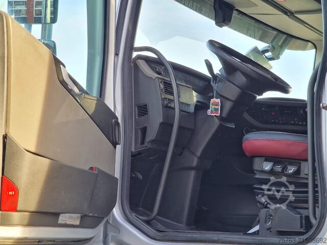 Standaard-SZM Volvo FH 500 - 6x4 - hydrauliek - full air - fridge