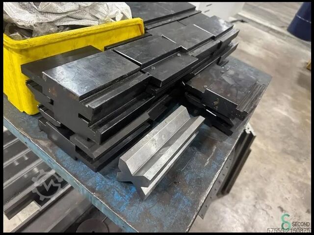 Ohraňovací lis Durma AD-S 40400, 4 m, 400 t, 2023 Durma AD-S 40400, 4m 400t