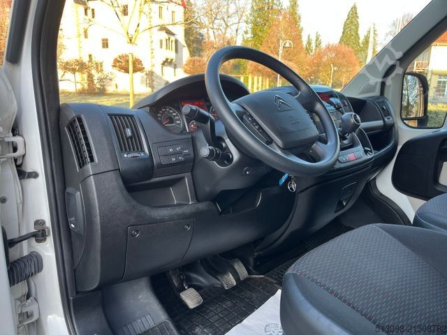 Vrachtwagen met bakwagen CITROEN JUMPER XXL KOFFER MIT PORTALTÜREN TEMPOMAT LED