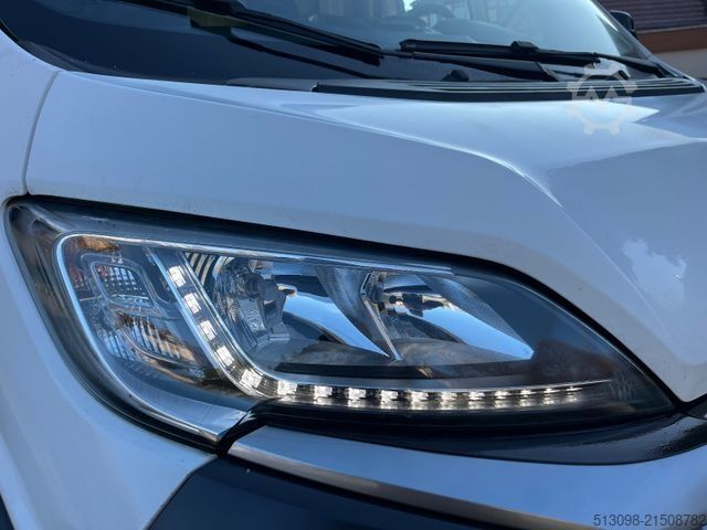 Vrachtwagen met bakwagen CITROEN JUMPER XXL KOFFER MIT PORTALTÜREN TEMPOMAT LED