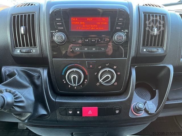 Vrachtwagen met bakwagen CITROEN JUMPER XXL KOFFER MIT PORTALTÜREN TEMPOMAT LED