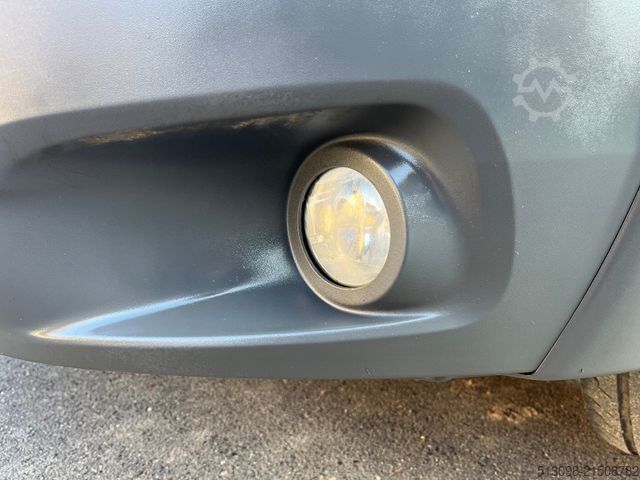 Vrachtwagen met bakwagen CITROEN JUMPER XXL KOFFER MIT PORTALTÜREN TEMPOMAT LED