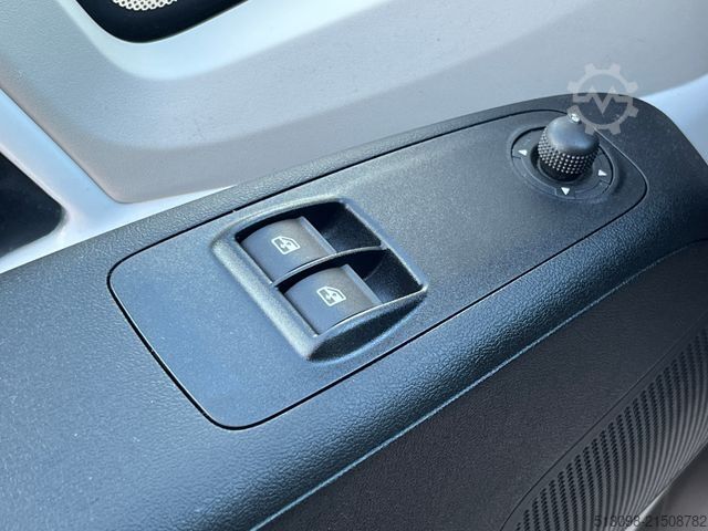 Vrachtwagen met bakwagen CITROEN JUMPER XXL KOFFER MIT PORTALTÜREN TEMPOMAT LED