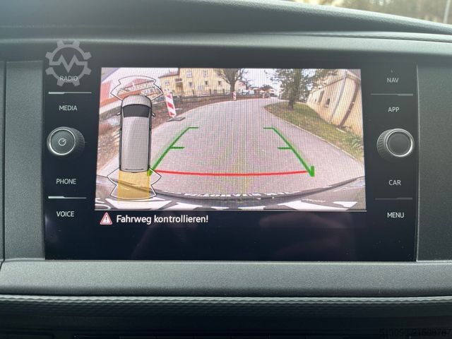 Bestelwagen VOLKSWAGEN T6.1 BOTT REGALS. TEMP. SHZ NAVI KLIMA 1.HAND