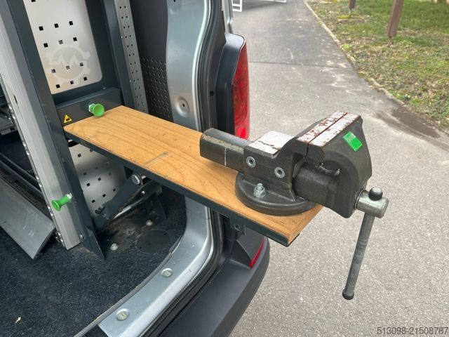 Bestelwagen VOLKSWAGEN T6.1 BOTT REGALS. TEMP. SHZ NAVI KLIMA 1.HAND