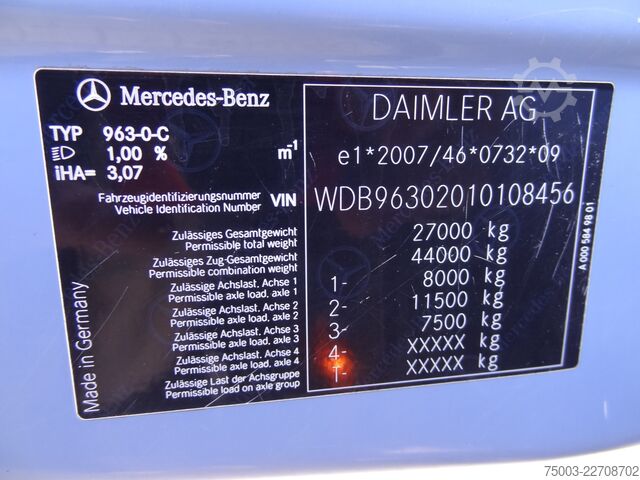 Gru montata su autocarro Mercedes-Benz Actros 2533 6X2 HMF 1820 Langmaterial
