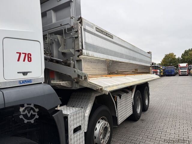 Camion ribaltabile trilaterale Mercedes-Benz Arocs 3246K 8X4 Meiller
