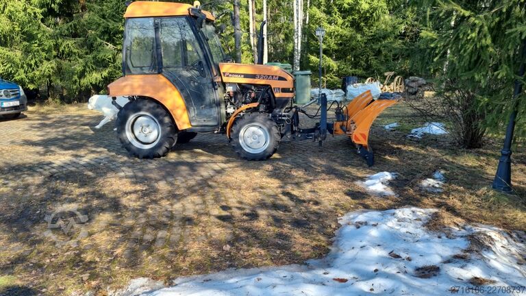  Pronar 320AMK