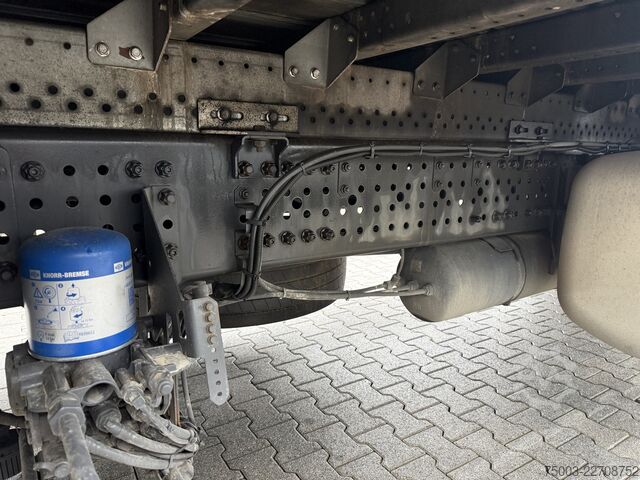 Autocarro con pianale e telone Mercedes-Benz Actros/ Antos 1827 L