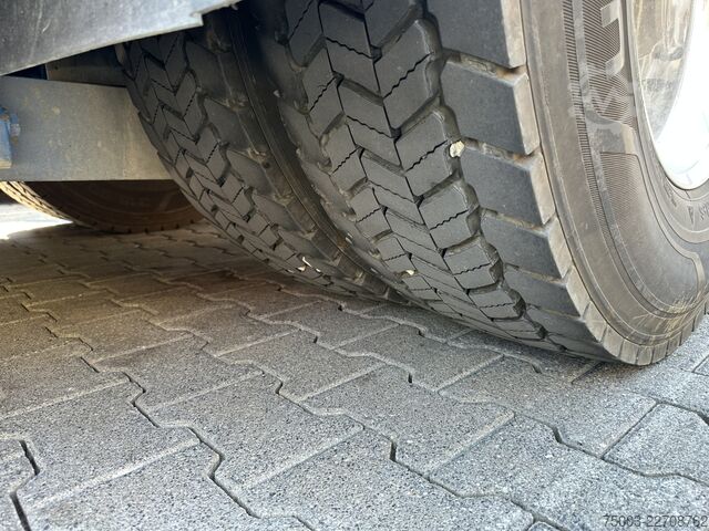 Autocisterna Mercedes-Benz Actros MP4 1832 / Lindner & Fischer