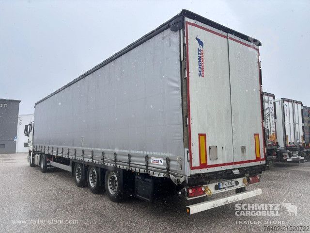 Open semitrailer with tarp Schmitz Cargobull Semitrailer Curtainsider Mega