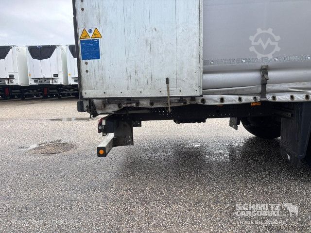 Open semitrailer with tarp Schmitz Cargobull Semitrailer Curtainsider Mega