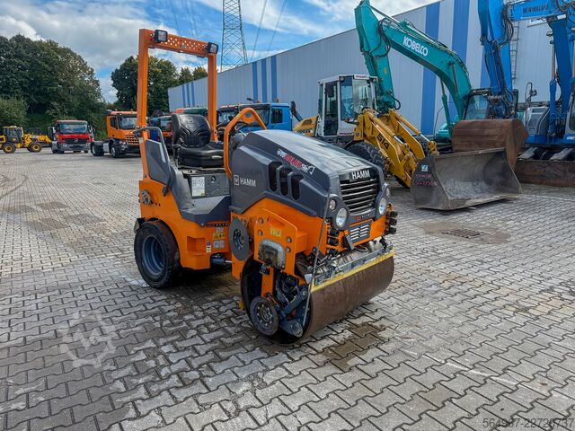 Rolo combinado hamm HD12 i VT 24 kW Kantenschneiderad