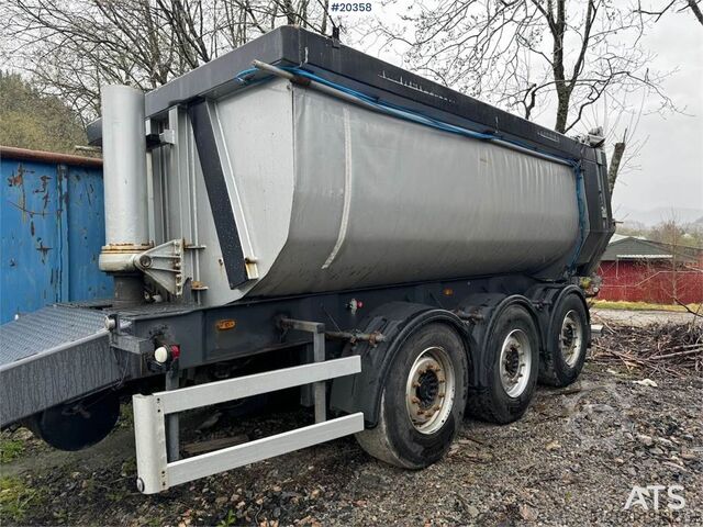 Kipper Carnehl asphalt trailer