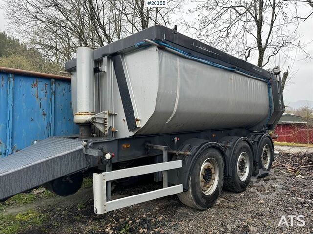 Kipper Carnehl asphalt trailer