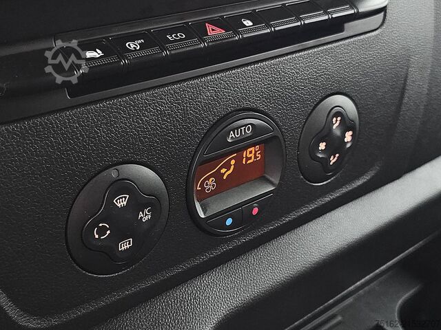 High-roof van RENAULT MASTER 2.3 DCI