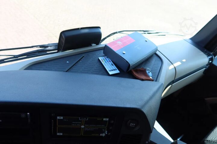 Bestelwagen autodrager Mercedes-Benz Actros 1840 4x2 Groenewold auto-transporter, 9 ...