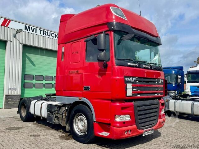 Standard-SZM DAF XF 105.460 965848 km  2X FUEL TANK, FRIGO