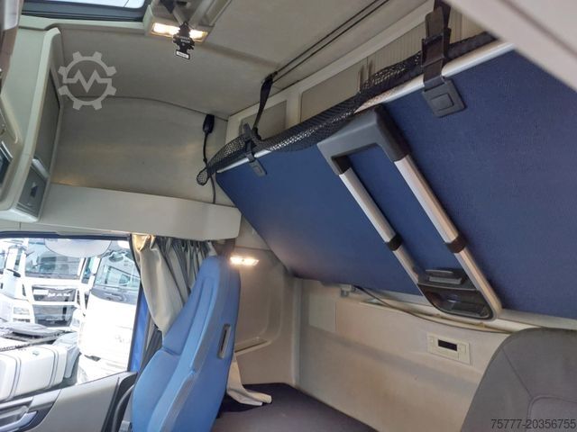 Standardní tahač VOLVO FH460 Globetrotter-VEB+-I Shift-I Park Cool-MB