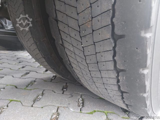 Standardní tahač VOLVO FH460 Globetrotter-VEB+-I Shift-I Park Cool-MB
