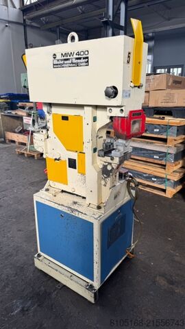 Hålstans MUBEA MIW 400
