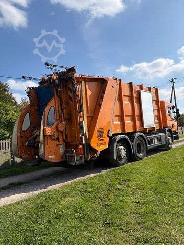 Tractora standard SCANIA P320 6x2 śmieciarka Zoeller 2011