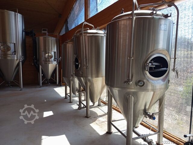 Shandong Tiantai 2x 1000 L, 1x 7 BBL (820 L) erjesztő és érlelőtartályok (2019) Shandong Tiantai Gär- und Lagerkeller