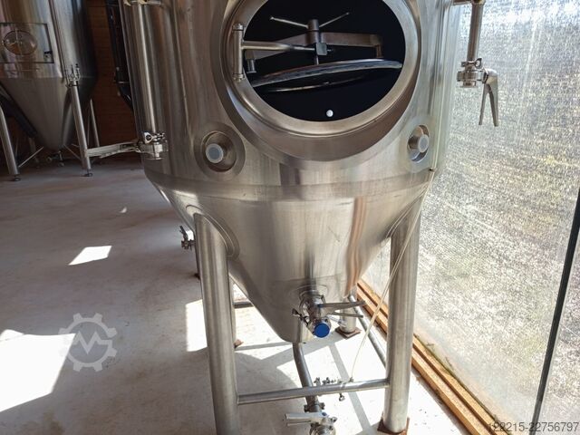 Shandong Tiantai 2x 1000 L, 1x 7 BBL (820 L) erjesztő és érlelőtartályok (2019) Shandong Tiantai Gär- und Lagerkeller