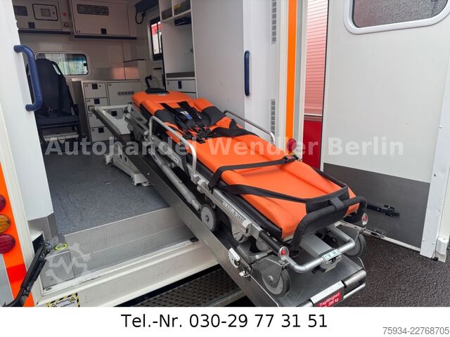 Samochód strażacki MERCEDES-BENZ Sprinter 516 CDI RTW WAS Koffer Fahrtrage+Sessel