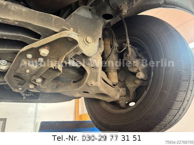 Samochód strażacki MERCEDES-BENZ Sprinter 516 CDI RTW WAS Koffer Fahrtrage+Sessel