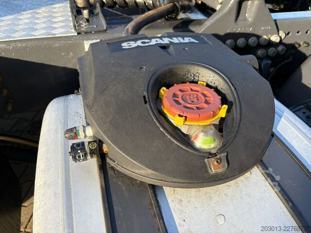 Standardni tegljač SCANIA R460 4x2 SZM Kipphydraulik Blatt/ Luft Retarder